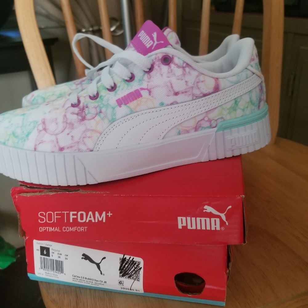Puma Carina 2.0